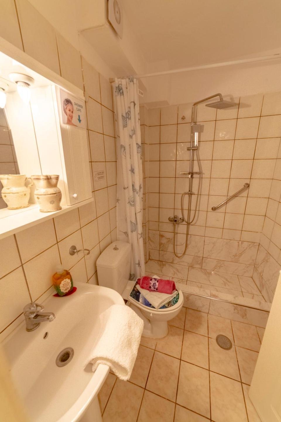 Krasa 2Bedroom Apartment Agios Matthaios  Luaran gambar